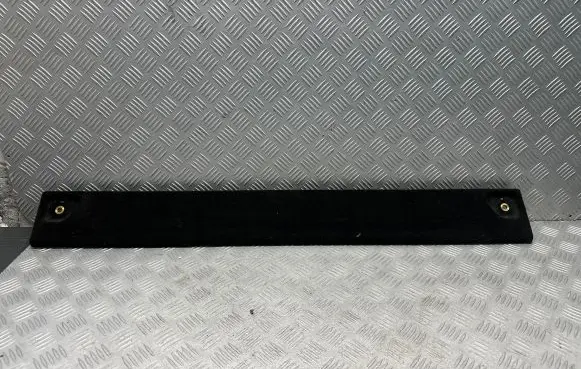 Mercedes-Benz ML W164 Other trunk/boot trim element A1646800002