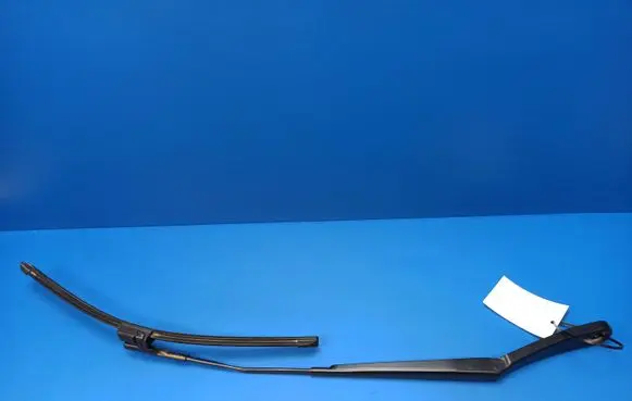 BMW X4 F26 Front wiper blade arm 7213272 721327207