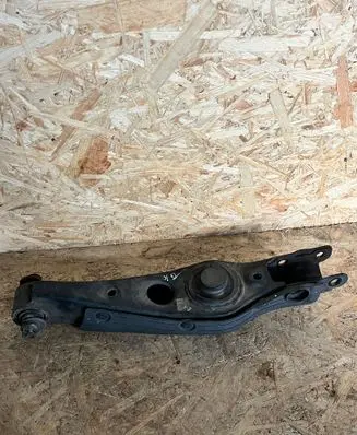 KIA Sorento Rear control arm