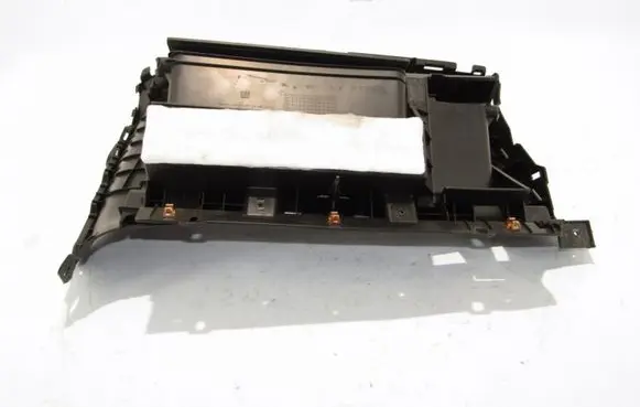 Chevrolet Orlando Glove box