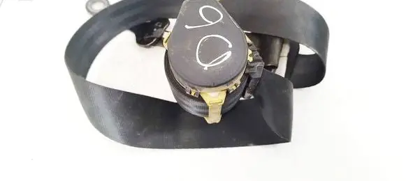 Rear seatbelt