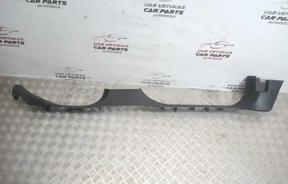 Opel Astra J Front sill trim cover 13259197