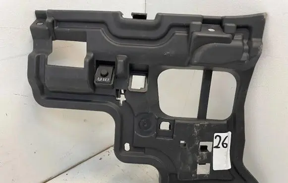 Toyota Prius (XW30) Dashboard lower bottom trim panel 55606-47020
