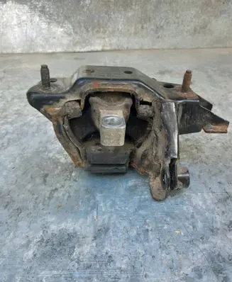 Volkswagen Polo Engine mount bracket 6Q0199555 03102S32214494