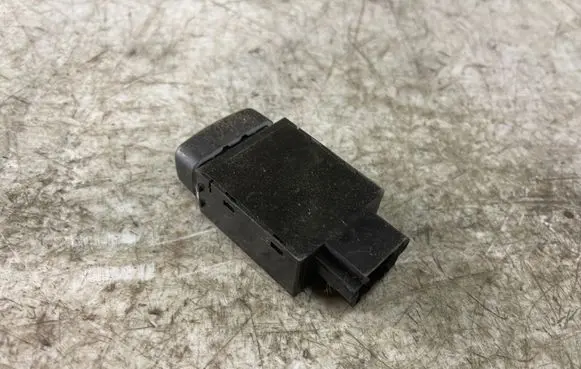 Mitsubishi Grandis Parking (PDC) sensor switch 