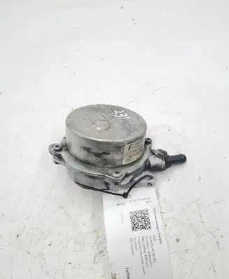Audi A8 S8 D3 4E Vacuum pump 057145100