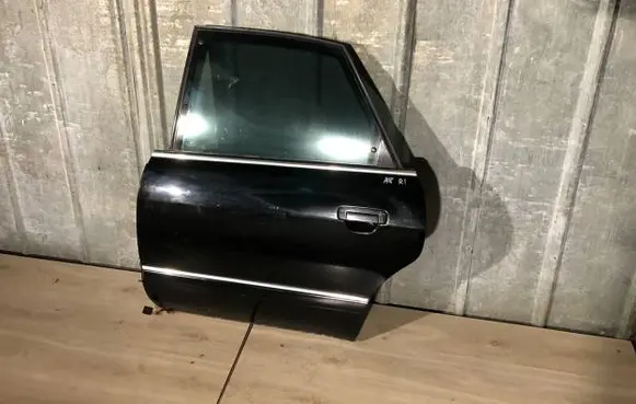 Audi A8 S8 D2 4D Rear door