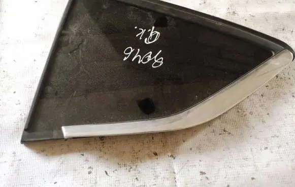 Citroen C5 Rear side window as2