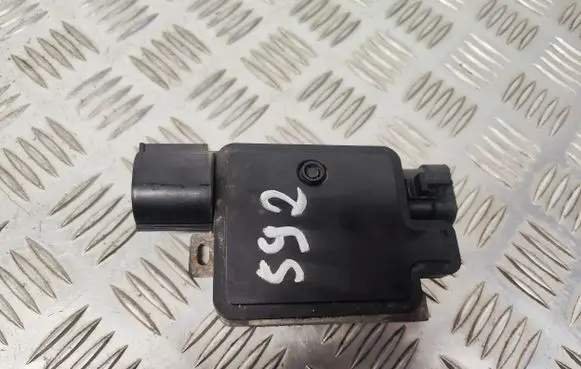 Coolant fan relay