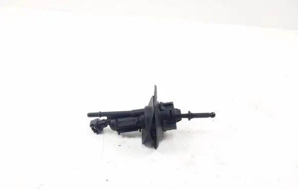 Clutch slave cylinder