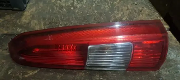 Volvo XC70 Rear/tail lights 9154494