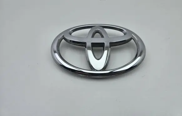 Toyota Yaris Manufacturer badge logo/emblem 7531202040
