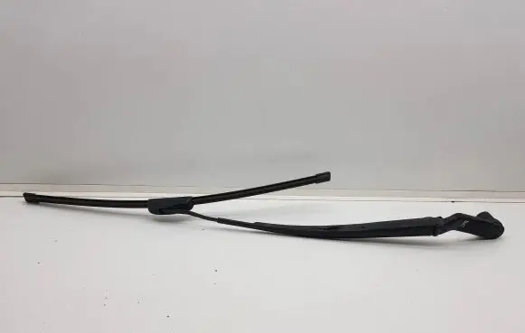 Mazda 6 Windshield/front glass wiper blade 8356
