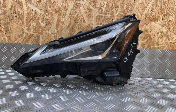 Lexus UX Headlight/headlamp