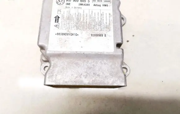Skoda Octavia Mk2 (1Z) Airbag control unit/module 1K0909605S 5WK43411