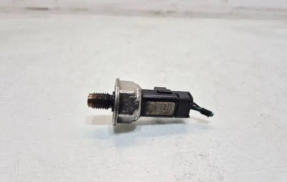 Ford S-MAX Fuel pressure sensor 220714684160