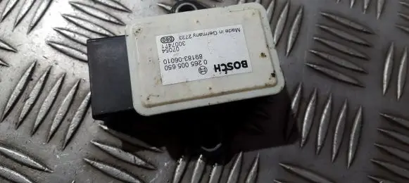 Toyota Auris 150 ESP acceleration yaw rate sensor 0265005650 89183-06010