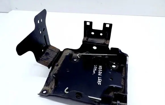 Nissan Leaf II (ZE1) Battery box tray 