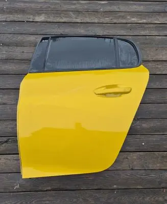 Peugeot 208 Rear door