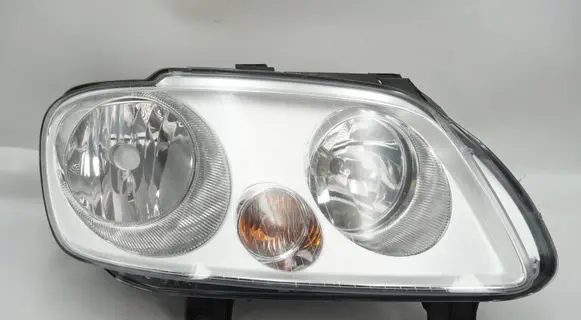 Volkswagen Caddy Headlight/headlamp 2K0941006B