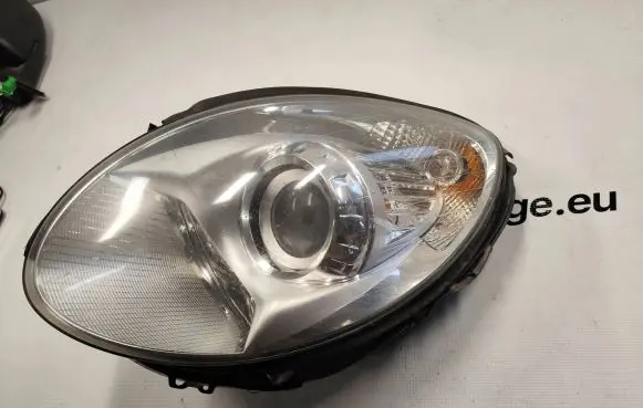 Mercedes-Benz R W251 Headlight/headlamp