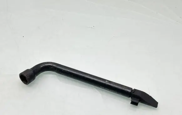 Volvo S40 Wheel nut wrench 1X4A17032AC