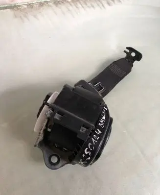 BMW X2 U10 Rear seatbelt