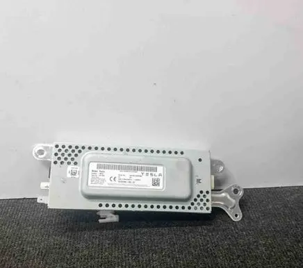 Tesla Model 3 Other devices HBZ502 107974900D