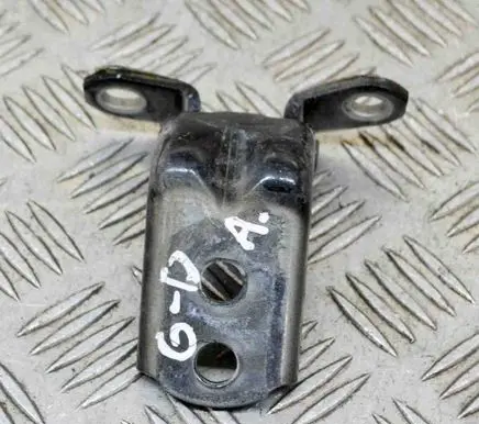 Nissan Leaf I (ZE0) Rear door upper hinge A047743