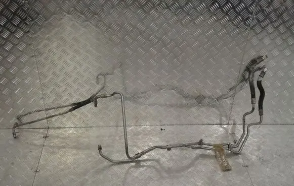 Mercedes-Benz CLS C218 AMG Gearbox oil cooler pipe/hose 