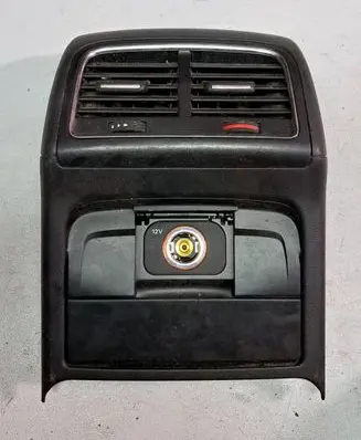 Rear air vent grill