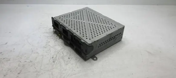 Audi A8 S8 D3 4E Radio/CD/DVD/GPS head unit 4E0035541L 4E0910541L
