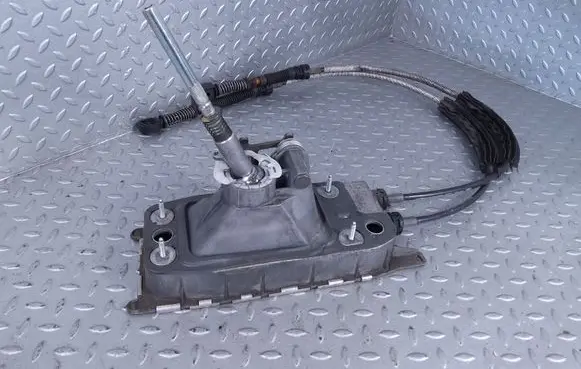 Audi TT TTS Mk2 Gear shifter/selector 8J0711049L 1K0711061B