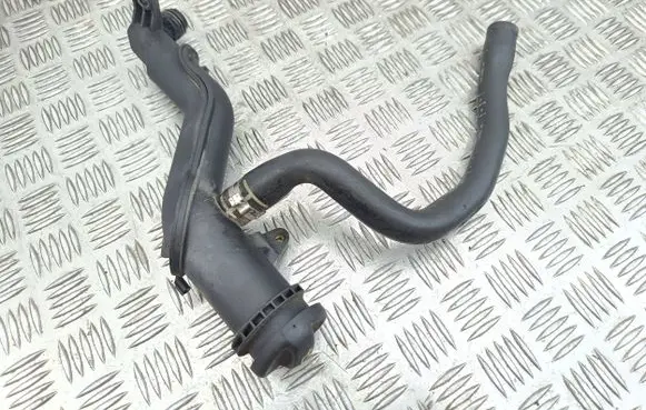 Citroen C4 I Picasso Oil fill pipe 9654733980