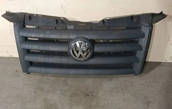 Volkswagen Crafter Front bumper upper radiator grill 2E0853653