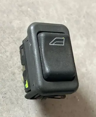 Volvo S40, V40 Electric window control switch 862853 03458221 L33J