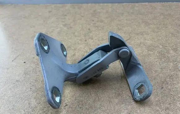BMW X5 E70 Engine mounting bracket 41627170918