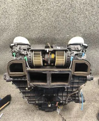 BMW 5 E39 Interior heater climate box assembly 64118383723 245400