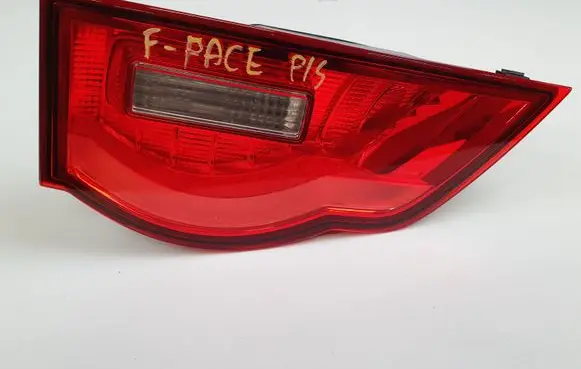 Jaguar F-Pace Tailgate rear/tail lights HK8315K273AA