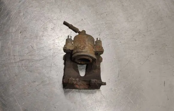 Skoda Octavia Mk2 (1Z) Front brake caliper