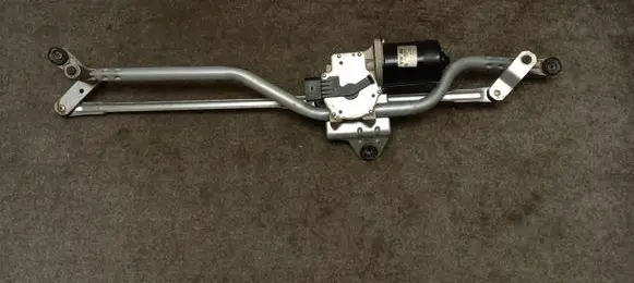 Volkswagen Transporter - Caravelle T6 Front wiper linkage and motor 7E1955113D