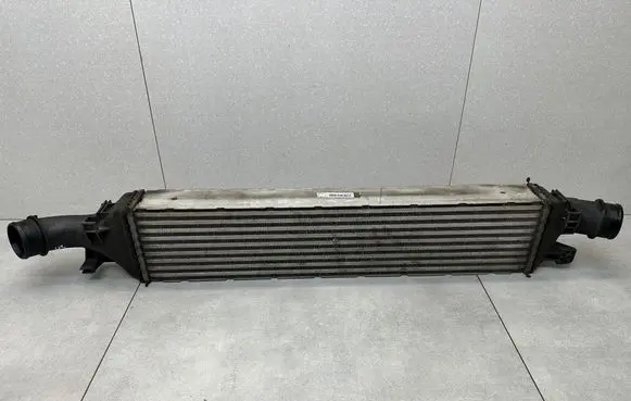 Audi Q3 8U Intercooler radiator 8U0145803B