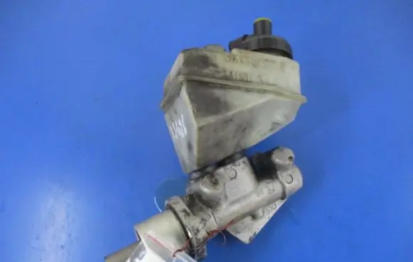 Renault Clio II Master brake cylinder