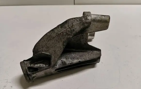 Audi A5 8T 8F Engine mounting bracket 8K0199307
