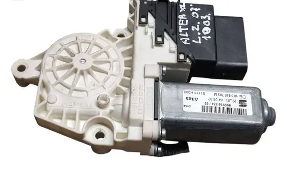 Seat Altea XL Rear door window regulator motor 1K0959703M 99591433402 S1114H006