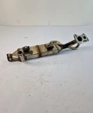 Mercedes-Benz E W211 EGR valve cooler 16421400175