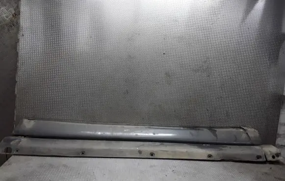 Mercedes-Benz ML W163 Sill