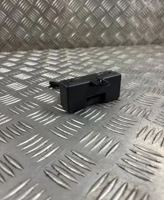 Peugeot 3008 II Seat control module 9810486880