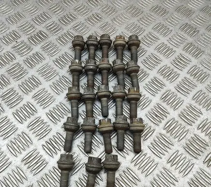 Mercedes-Benz Sprinter W907 W910 Nuts/bolts A0009902407
