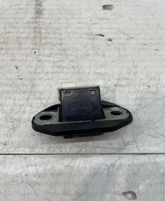 Lexus IS 220D-250-350 Tailgate opening switch 15A987